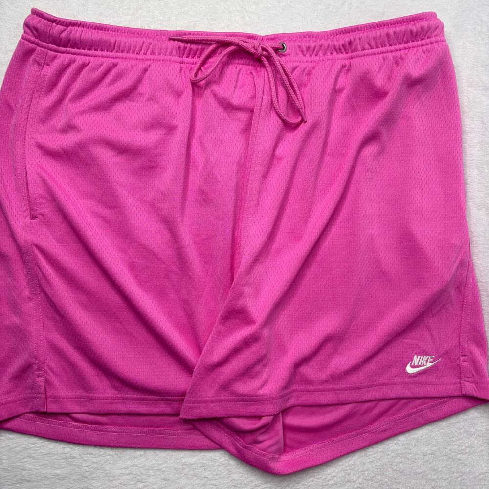 Nike Men’s XL Pink Above The Knee Sports Casual Standard Fit Shorts NWTs